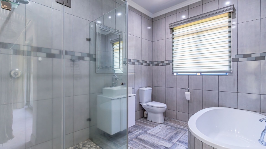 4 Bedroom Property for Sale in Wigwam North West